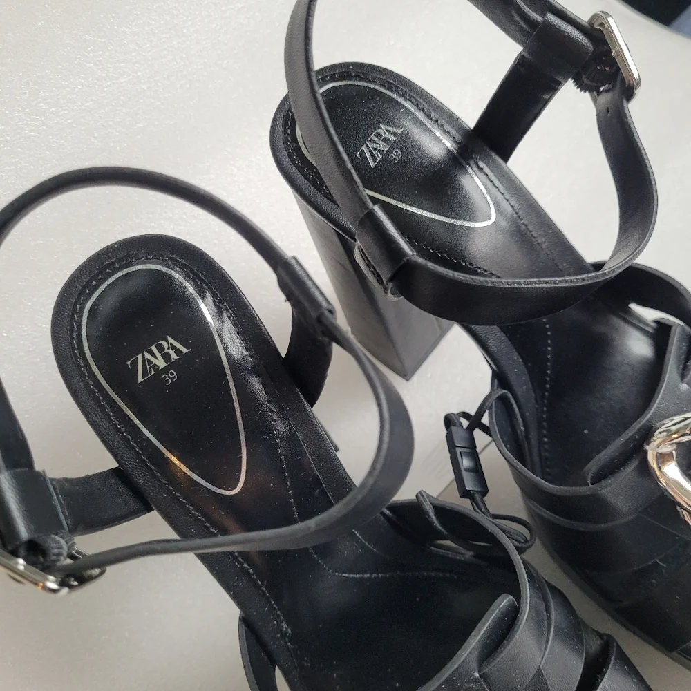 NWT Zara Chunky Black Platform Sandals with Chain Detail High Heels Size 8 - Picture 9 of 16